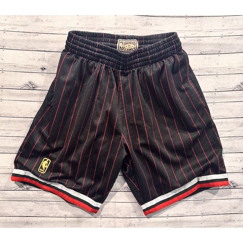 Mitchell & Ness Chicago Bulls Pinstripe Short Sz S Hardwood Classics Swingman